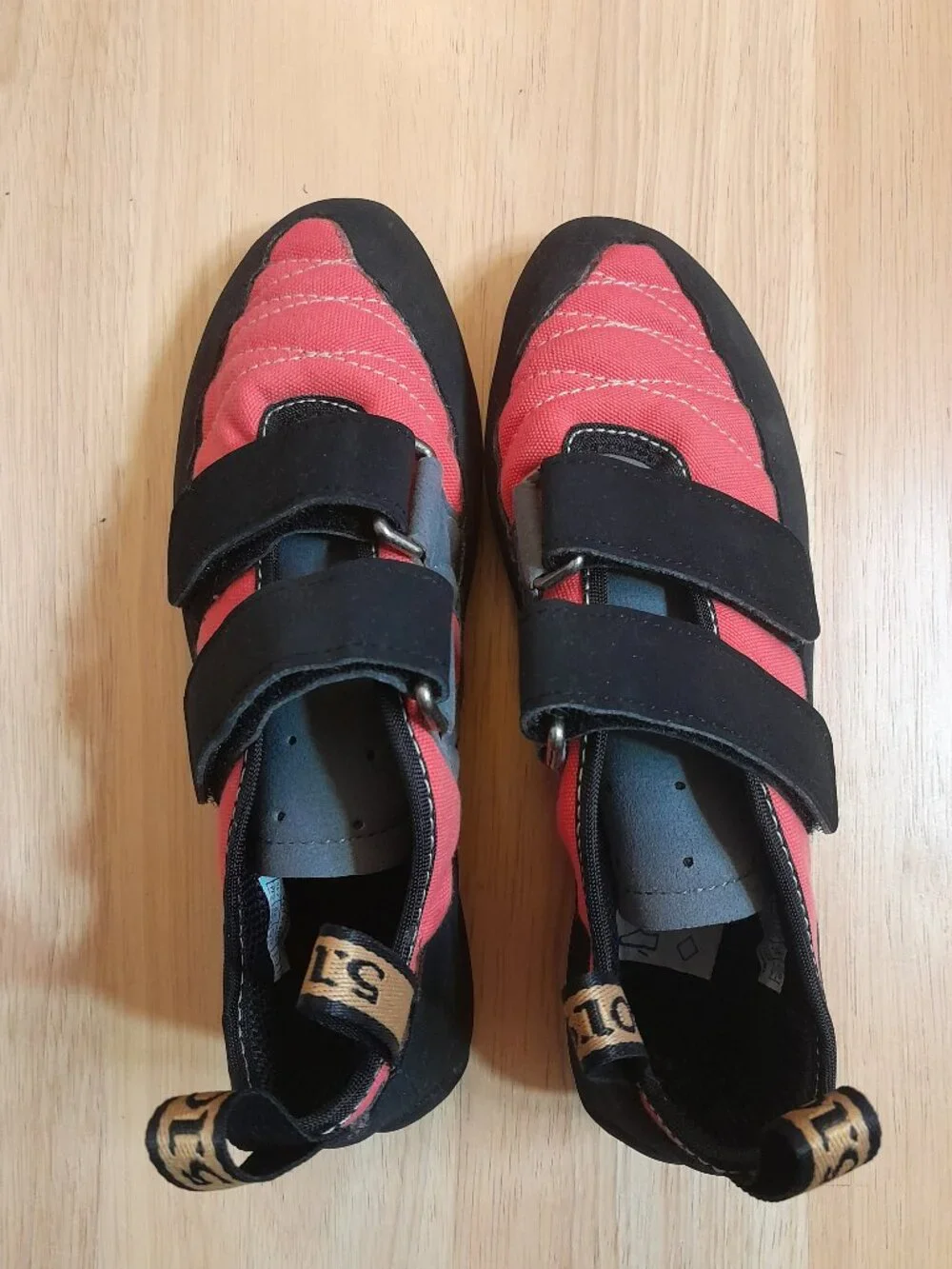 Five Ten 5.10 Coyote VCS Canvas Rock Climbing Shoes Stealth Rubber C4 W7.5